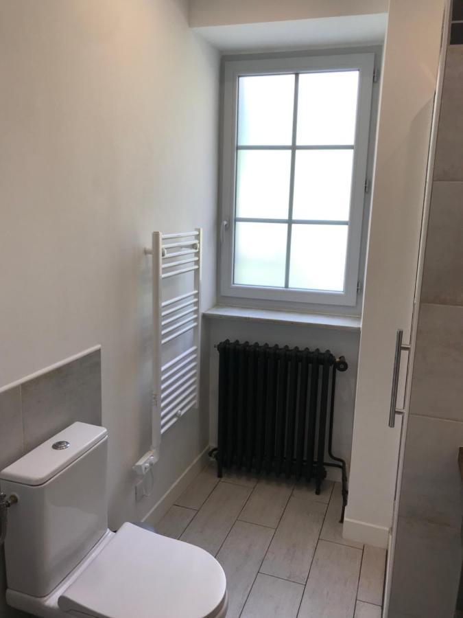 Town House Jumilhac-Le-Grand Villa Luaran gambar