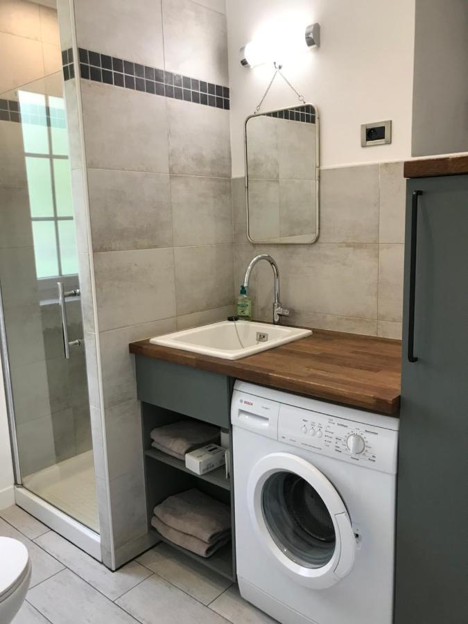Town House Jumilhac-Le-Grand Villa Luaran gambar