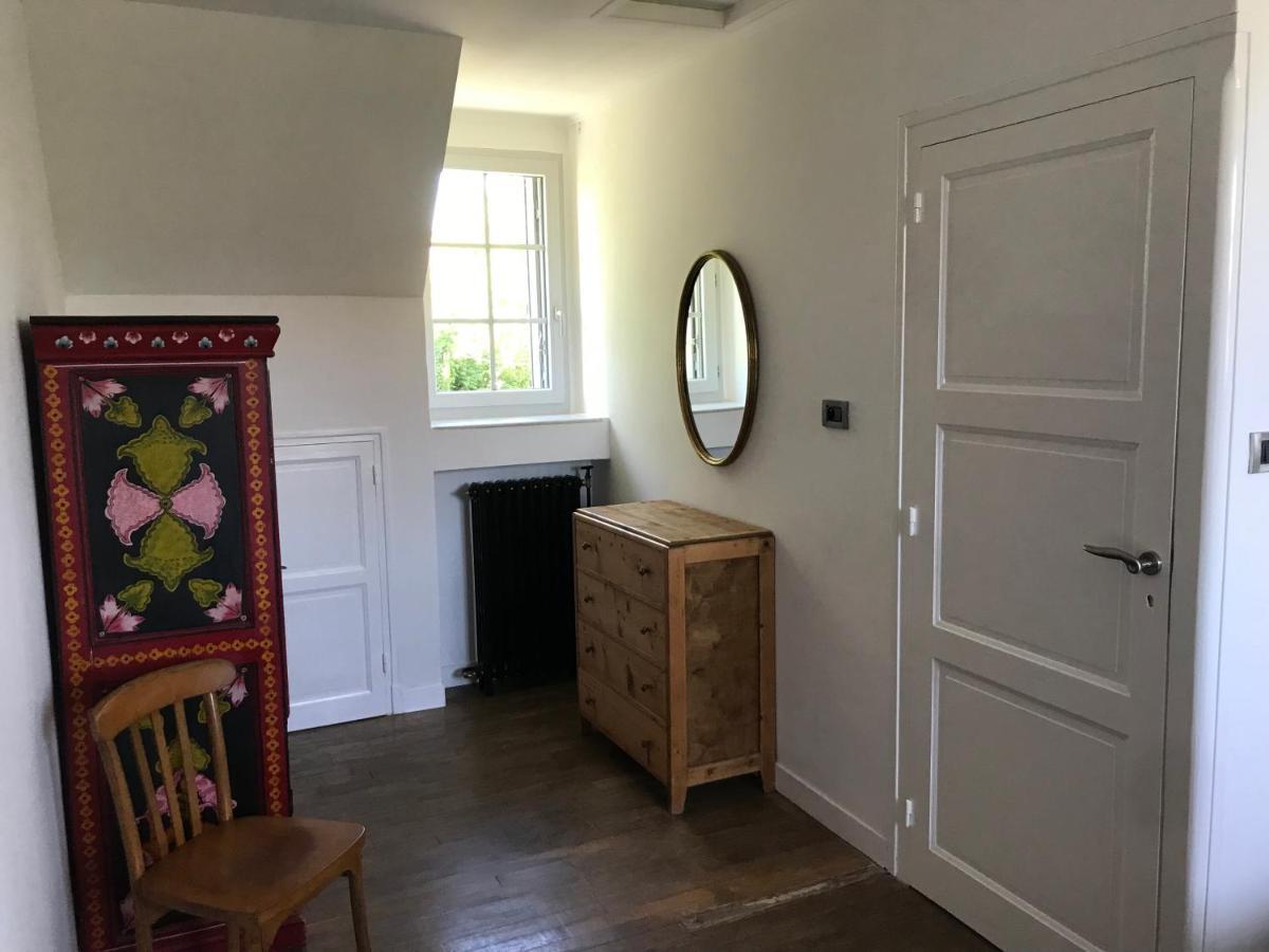 Town House Jumilhac-Le-Grand Villa Luaran gambar